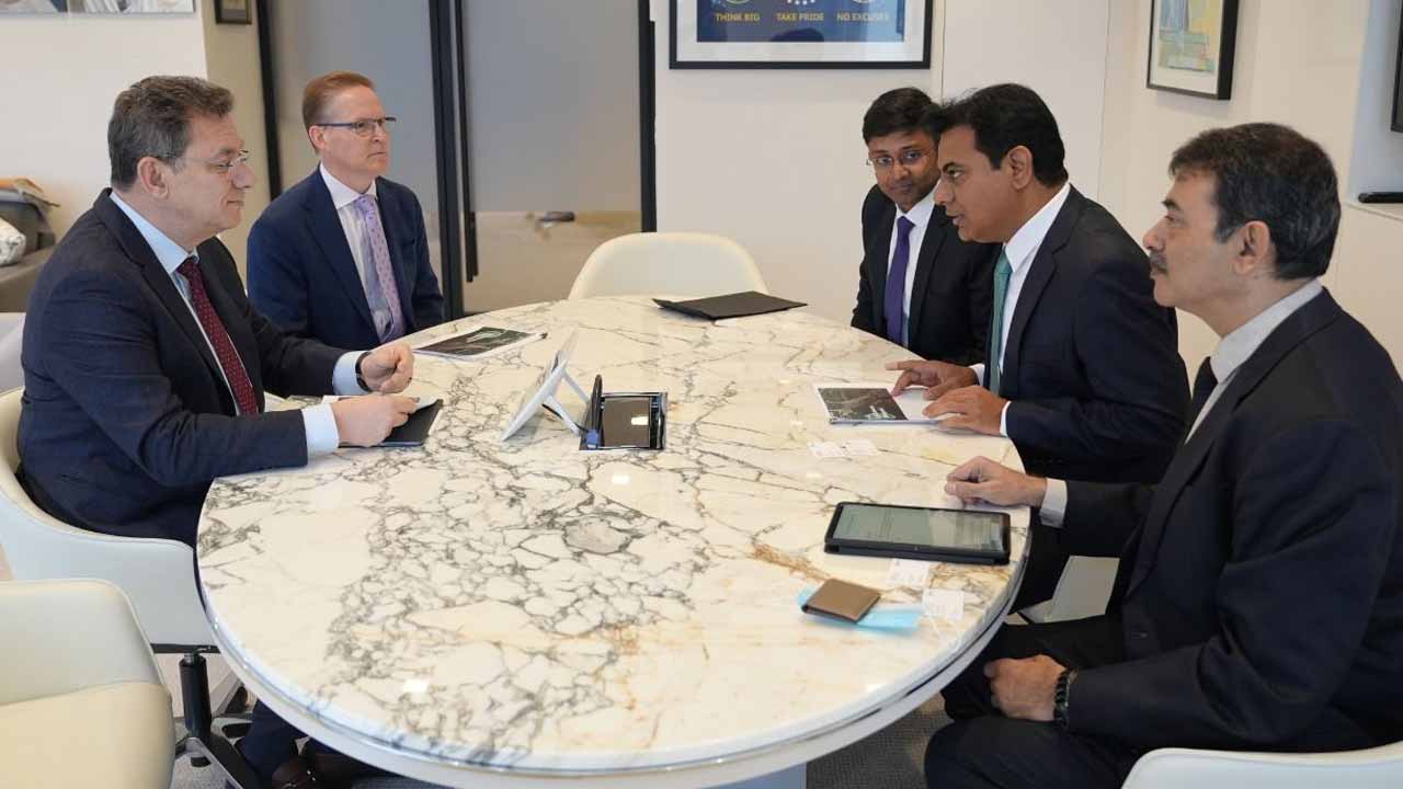 ప్ర‌పంచంలోనే టాప్ ఫార్మా కంపెనీల అధిప‌తుల‌తో మంత్రి కేటీఆర్ స‌మావేశం