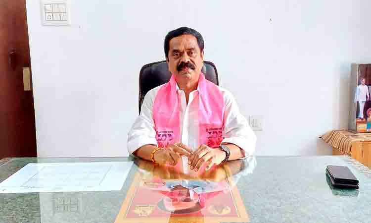 రాజకీయంగా ఎదుర్కోలేకనే మంత్రిపై కుట్ర