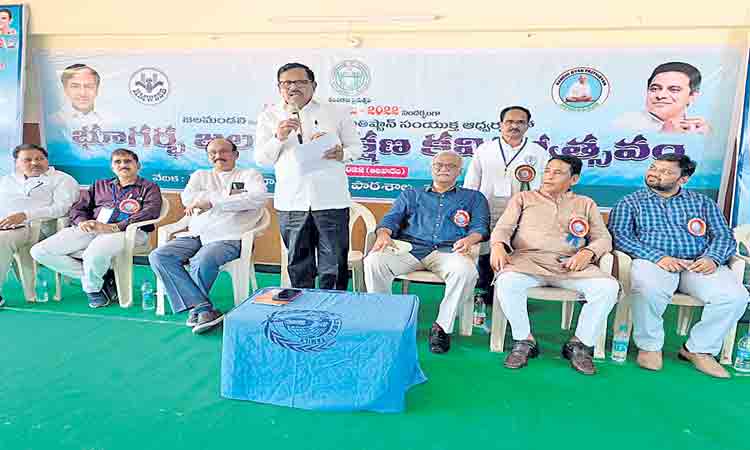 ఆత్మగౌరవాన్ని కించపరిస్తే సహించం