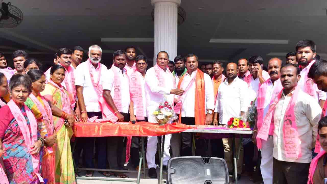 టీఆర్‌ఎస్‌ను ఢీకొనే శక్తి  ఏ పార్టీకి లేదు : మంత్రి మల్లారెడ్డి