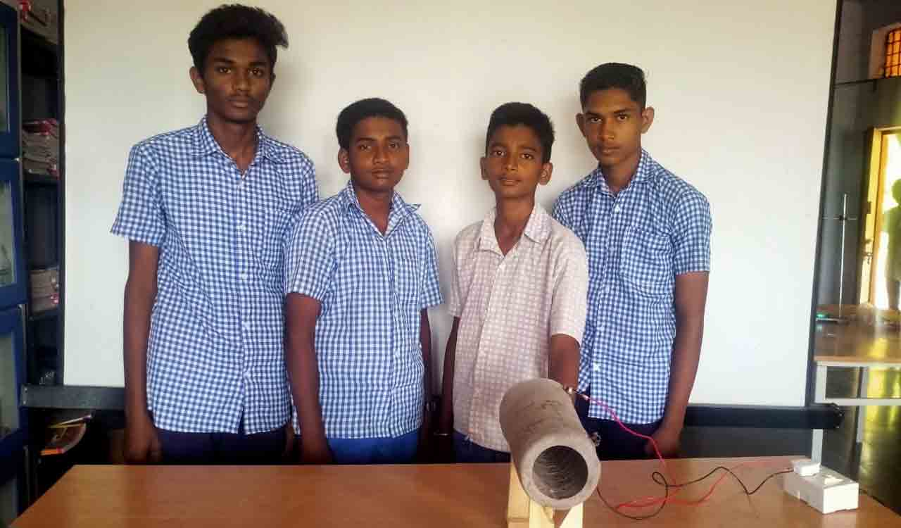 రాష్ట్ర స్థాయి స్కూల్ ఇన్నోవేషన్ చాలెంజ్‌ పోటీలకు వెల్గనూర్‌ విద్యార్థుల ఎంపిక
