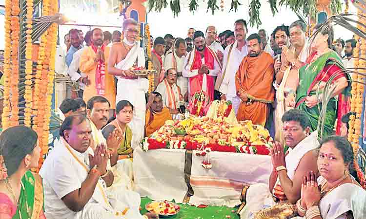 కమనీయం వీరభద్రుడి కల్యాణం