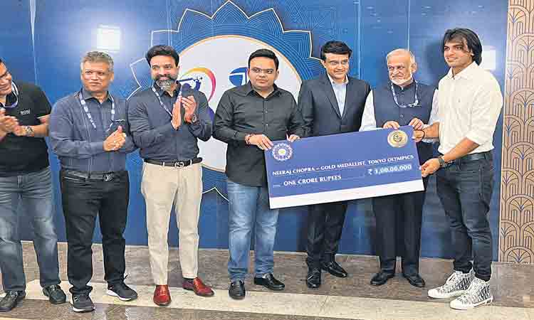 నీరజ్‌కు నజరానా