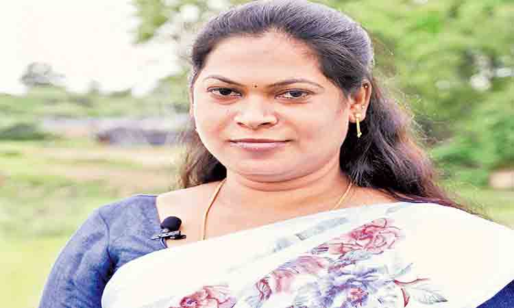 అతనే ఆమె!