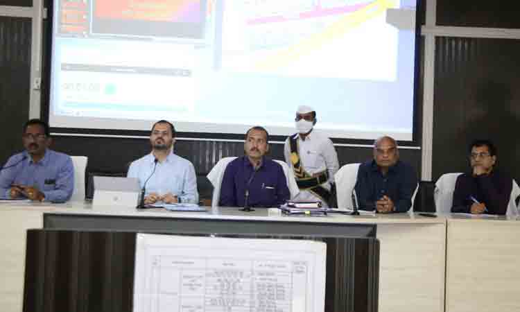 రాజీవ్ స్వగృహ ఓపెన్ ప్లాట్ల వేలంకు రెండో రోజు స్పందన : కలెక్టర్ పాటిల్