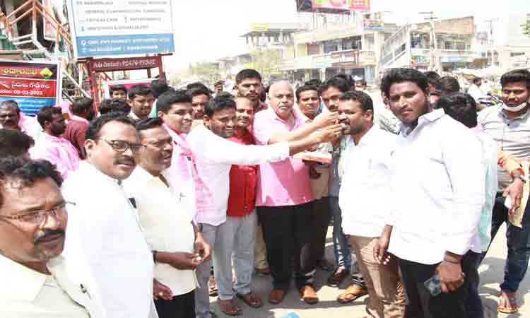 ఊరూరా ఉద్యోగ సంబురం