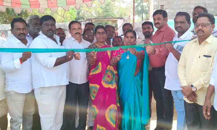 పశువులకు పోషక విలువలున్న గ్రాసం అందించాలి