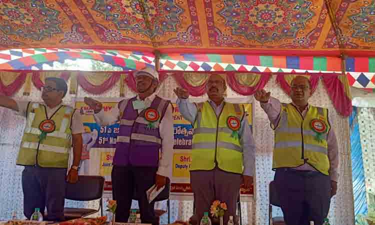 భద్రతా చర్యలు పాటించేలా యువతకు శిక్షణ ఇవ్వాలి