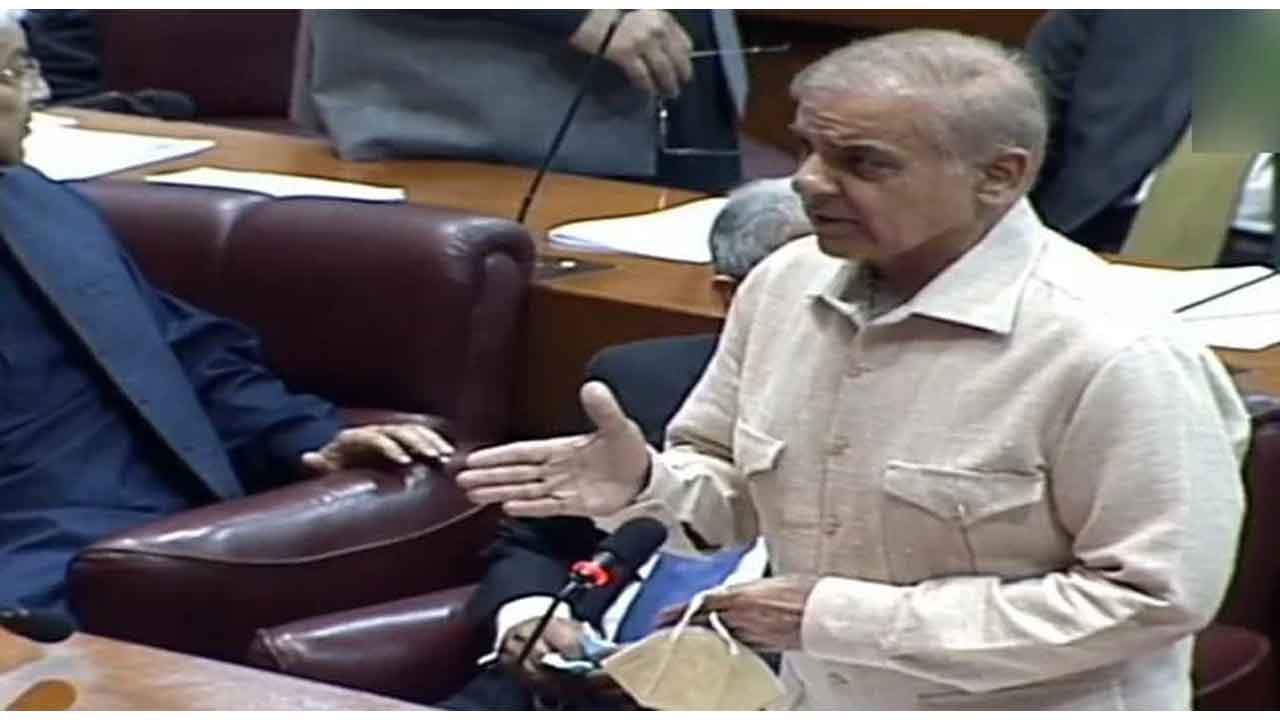 ఇమ్రాన్ ఖాన్‌పై అవిశ్వాస తీర్మానం ప్ర‌వేశ‌పెట్టిన షాబాజ్ ష‌రీఫ్‌