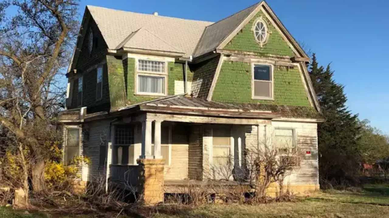 ఇలాచేస్తే ఫ్రీగా ఈ ట్రిపుల్ బెడ్‌రూం ఇల్లు మీ సొంతం చేసుకోవ‌చ్చు.. !!