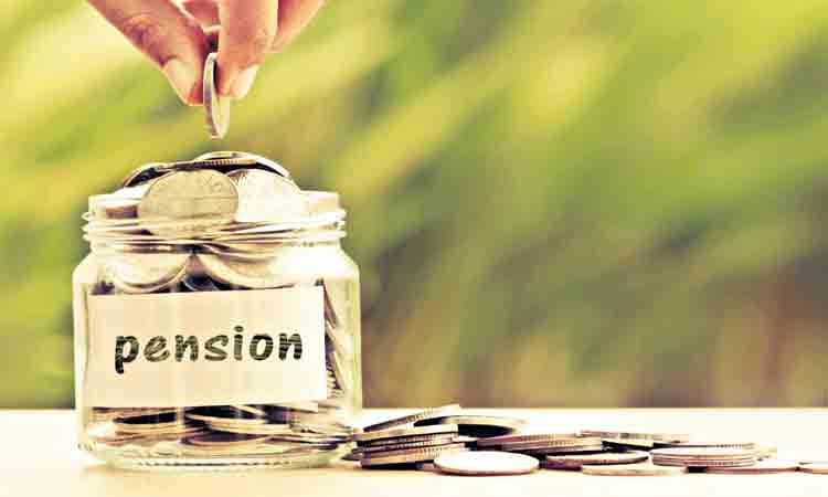 సీపీఎస్ ఉద్యోగులకు ఫ్యామిలీ పెన్షన్