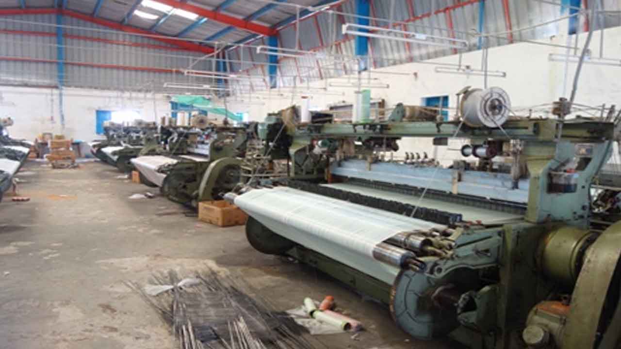 పవర్‌లూమ్ కేంద్రంగా సిరిసిల్ల