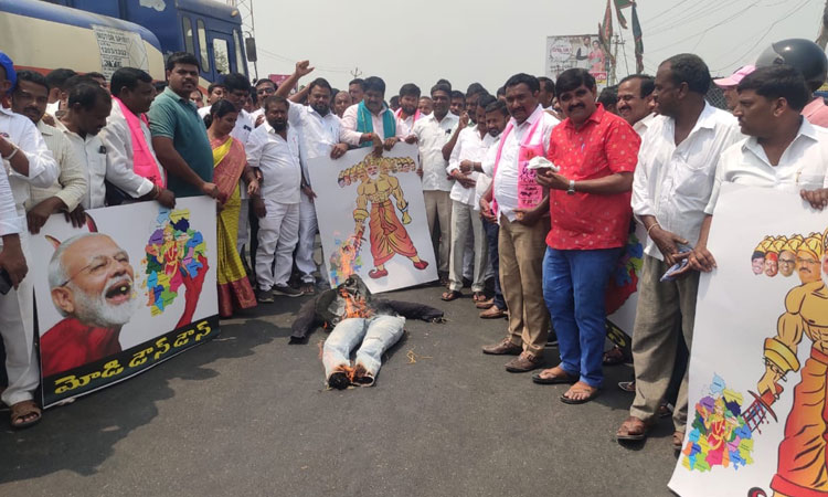 రైతు వ్యతిరేక ప్రభుత్వం మీదా? మాదా?