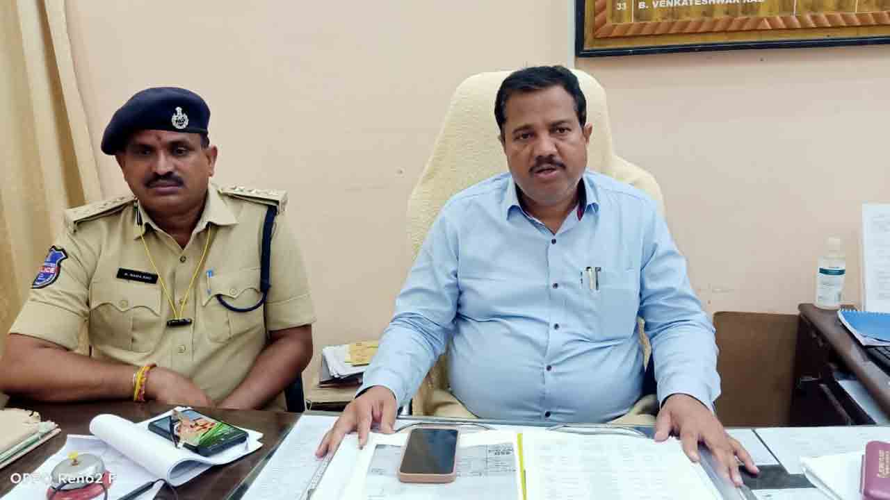 మత సామరస్యాన్ని కాపాడేందుకు పటిష్ట చర్యలు : ఆర్డీఓ రాజేశ్వర్