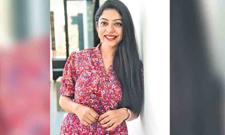 ప్రియుడి కల కోసం..