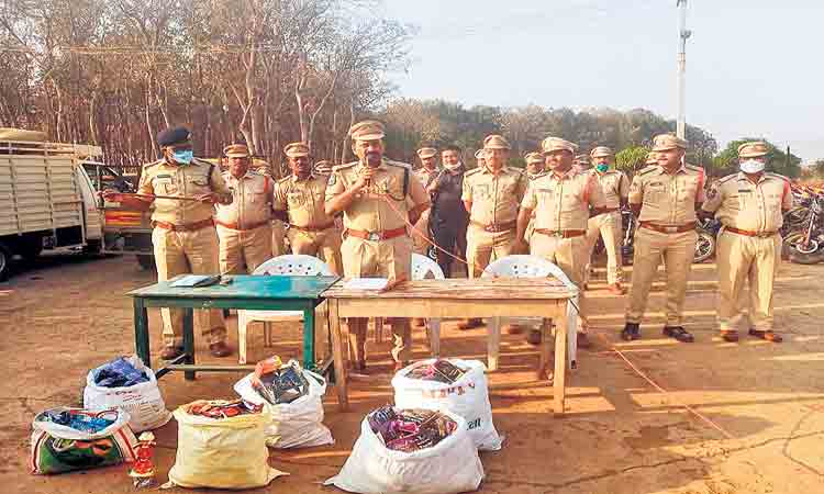 శాంతి భద్రతల పరిరక్షణకే కార్డన్‌ సెర్చ్‌