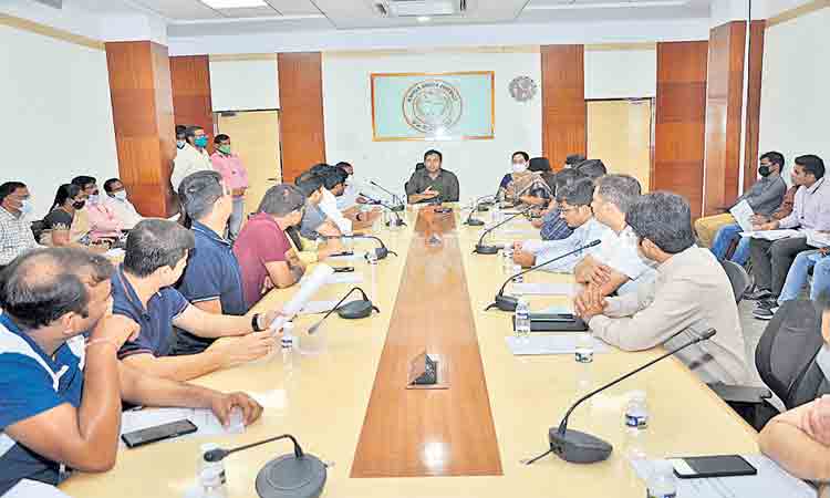 క్షేత్రస్థాయి పర్యటనతో పూర్తిస్థాయి అవగాహన