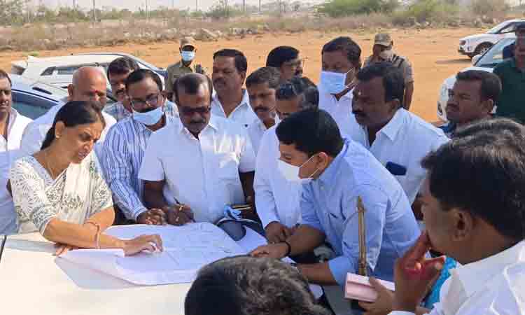 దేవాలయాల అభివృద్ధికి కృషి : మంత్రి సబితా ఇంద్రారెడ్డి