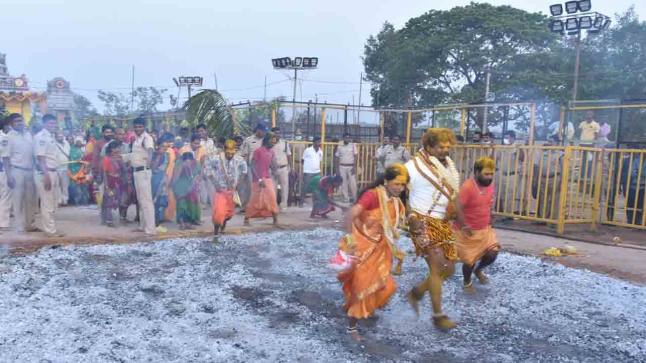 Mallanna temple | ‘మల్లన్న క్షేత్రం’లో ముగిసిన అగ్నిగుండాలు