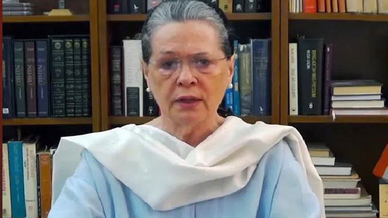 పంజాబ్ కాంగ్రెస్ ఎంపీల‌తో సోనియా స‌మావేశం… పీసీసీ అధ్య‌క్ష ఎంపిక‌పైనే చ‌ర్చ