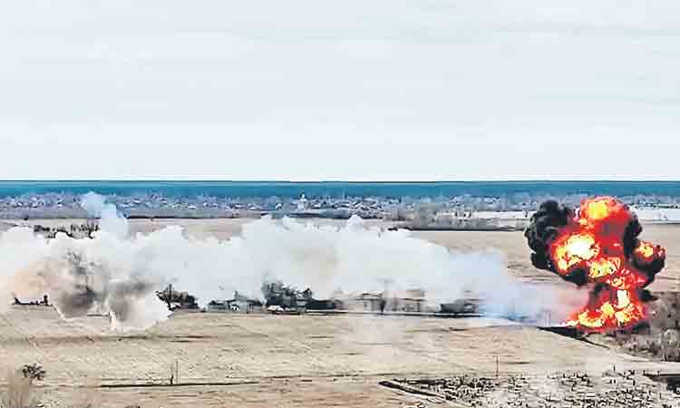 ఉచ్చు బిగిస్తున్న రష్యా సైన్యం