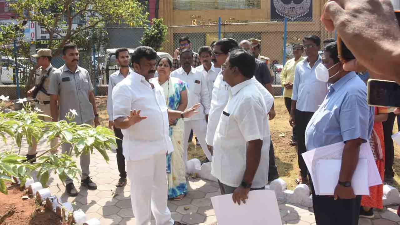 సుందరీకరణ పనులను త్వరలో పూర్తి చేస్తాం : మంత్రి తలసాని