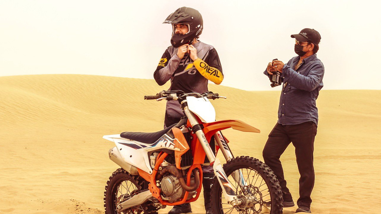 The Ghost |  దుబాయ్‌లో దుమ్ము రేపుతున్న నాగార్జున.. మండే ఎండలోనూ..