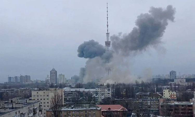 Kyiv | కీవ్ టీవీ ట‌వ‌ర్‌పై ర‌ష్యా బాంబు దాడులు