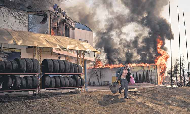 ఉక్రెయిన్‌లో జరుగుతున్నదేంటి?