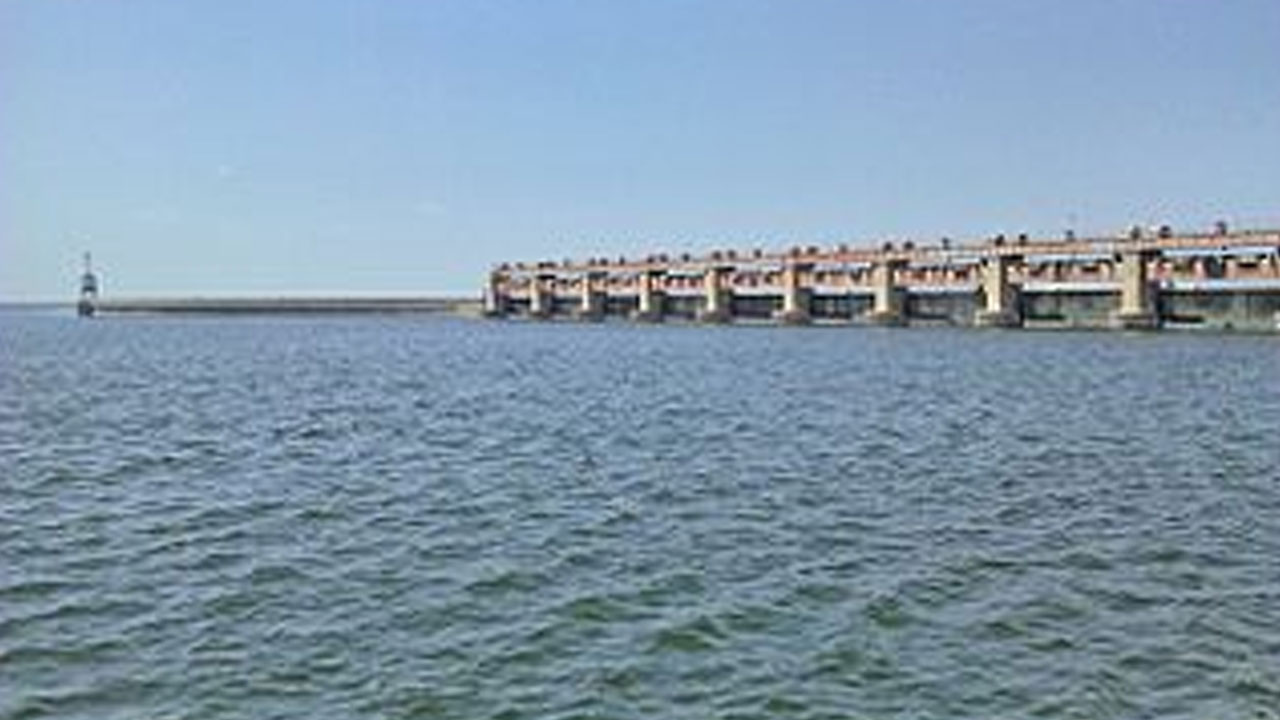 వెలుగోడు రిజ‌ర్వాయ‌ర్‌లో పుట్టి మునిగి.. ఇద్ద‌రు గ‌ల్లంతు