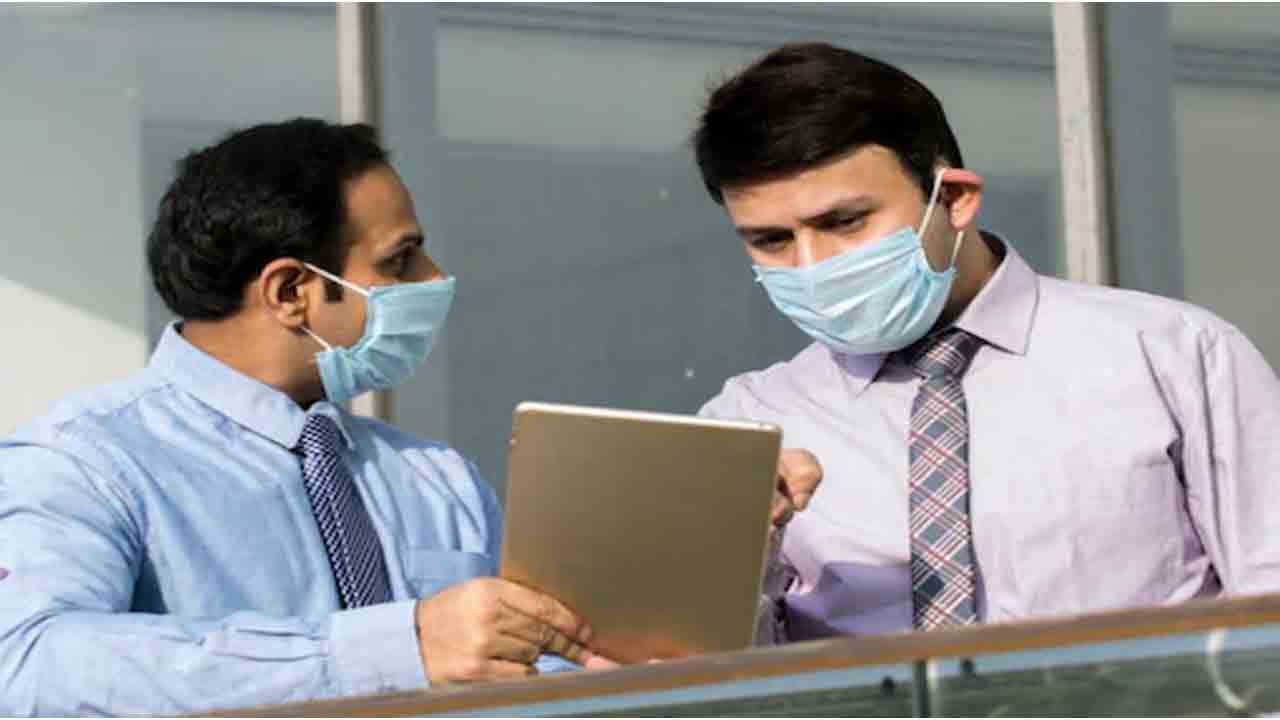 వ‌ర్క్ ఫ్రం ఆఫీస్‌కు స‌న్నాహాలు : ఆ వెసులుబాటు తొల‌గిస్తే రాజీనామాకూ ఉద్యోగులు రెడీ!