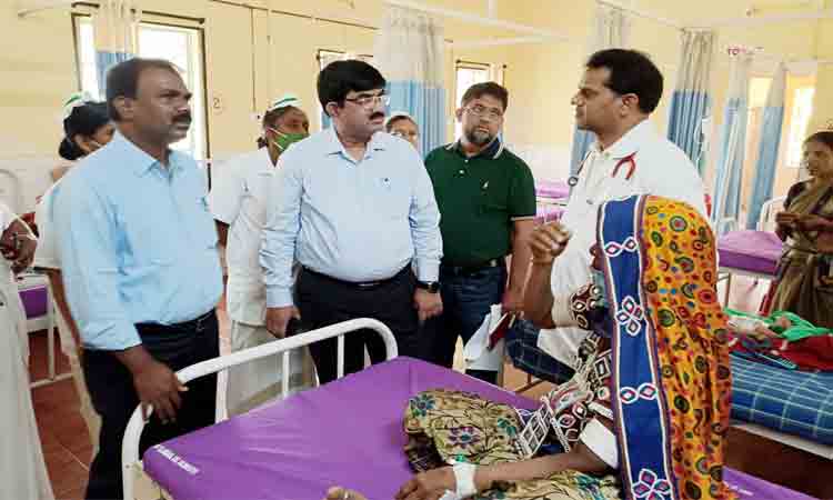 ప్రభుత్వ దవాఖానలపై నమ్మకం పెంచాలి