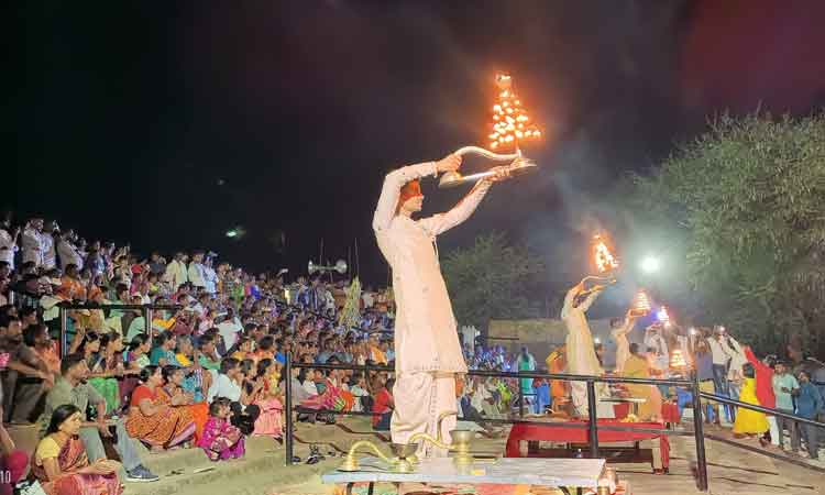 ప్రాణహితం.. జనశోభితం