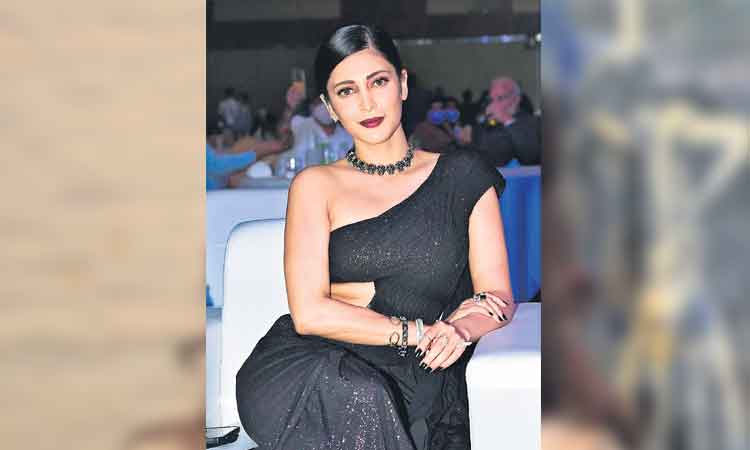 పరిచయమే అదృష్టం