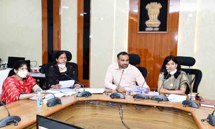 సాధారణ ప్రసవాలను ప్రోత్సహించాలి