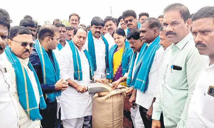 రైతు పక్షపాతి సీఎం కేసీఆర్‌