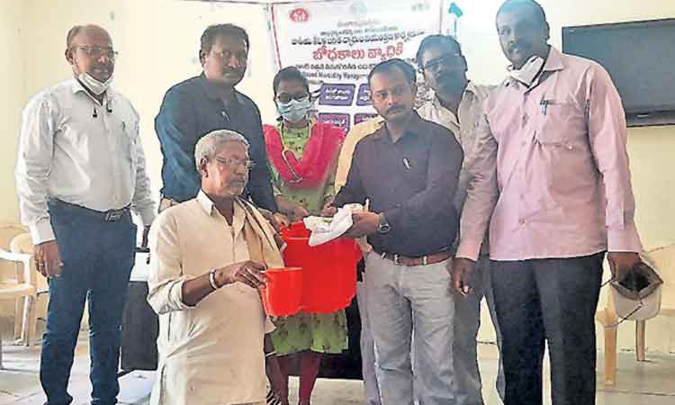 బోదకాలు వ్యాధిగ్రస్తులు శుభ్రతను పాటించాలి