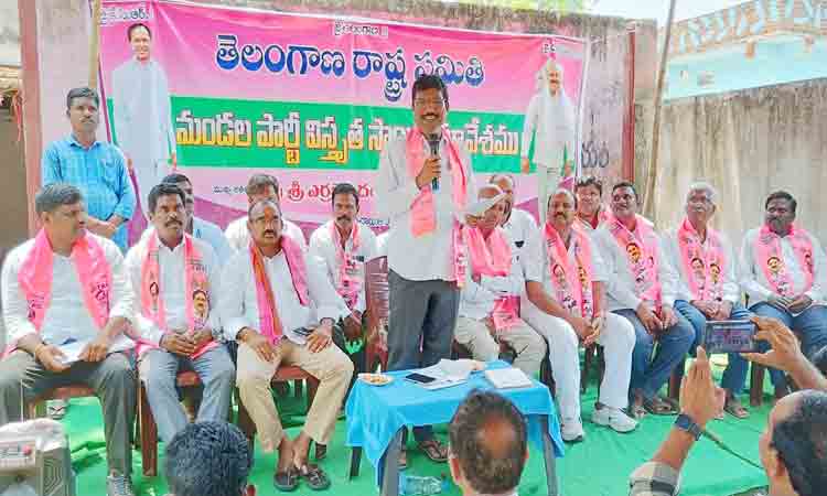 కేటీఆర్‌ సభను జయప్రదం చేయాలి