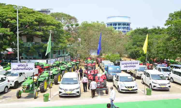 జై భీమ్‌.. జై కేసీఆర్‌ !