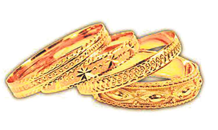 పసిడి పరుగుకు బ్రేక్‌