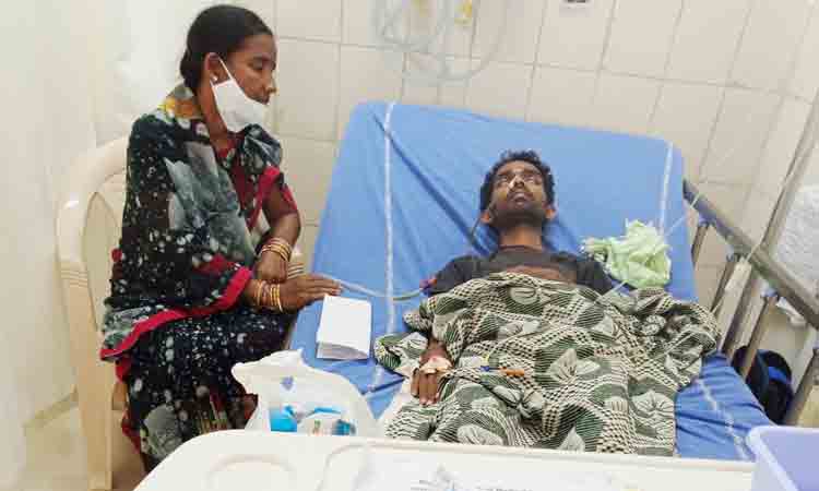 మా కొడుకుకు ప్రాణభిక్ష పెట్టండి..