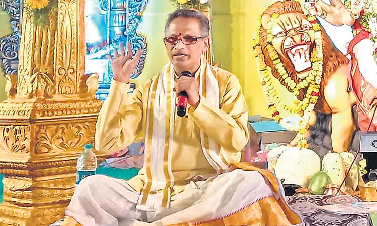 కలువగ తీర్చిదిద్దె తెలగాణను రాణగ రాజచంద్రుడున్‌!