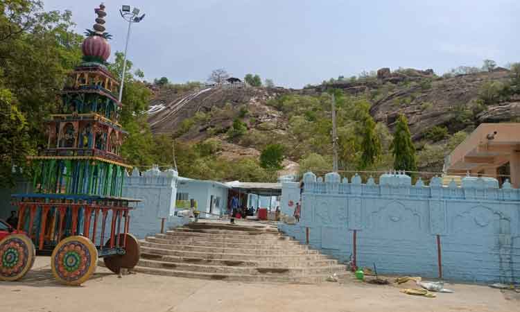 కోయిలకొండ వీరభద్రస్వామి కొలిచేవారికి కొంగు బంగారం