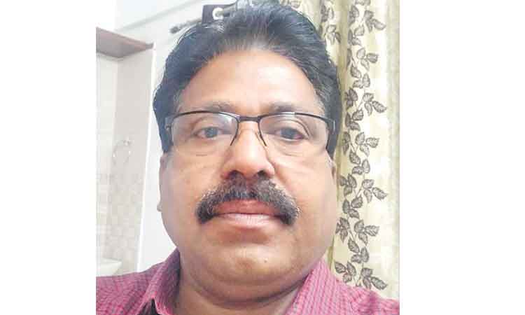 టౌన్‌ ప్లానింగ్‌ అధికారి ఇండ్లలో ఏసీబీ దాడులు