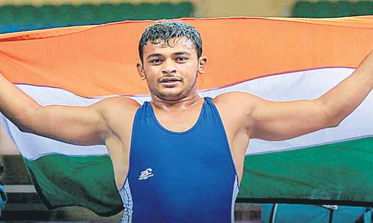 దీపక్‌కు రజతం