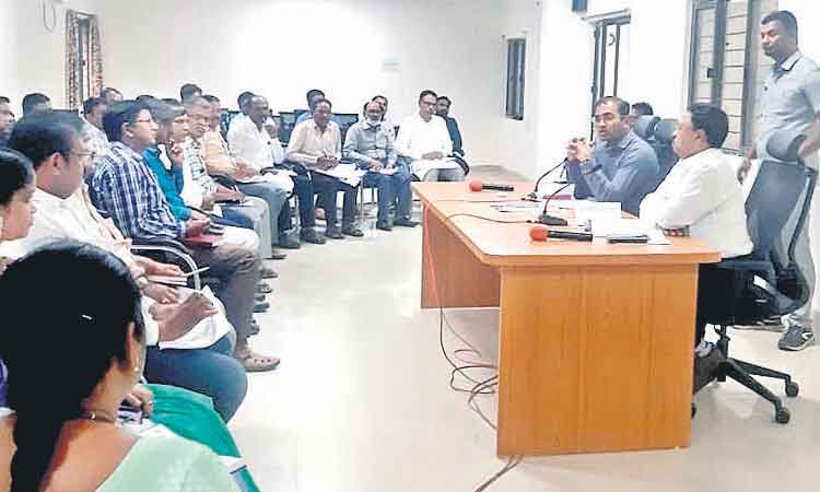 రైతులకు డిజిటల్‌ పాసుపుస్తకాలివ్వాలి