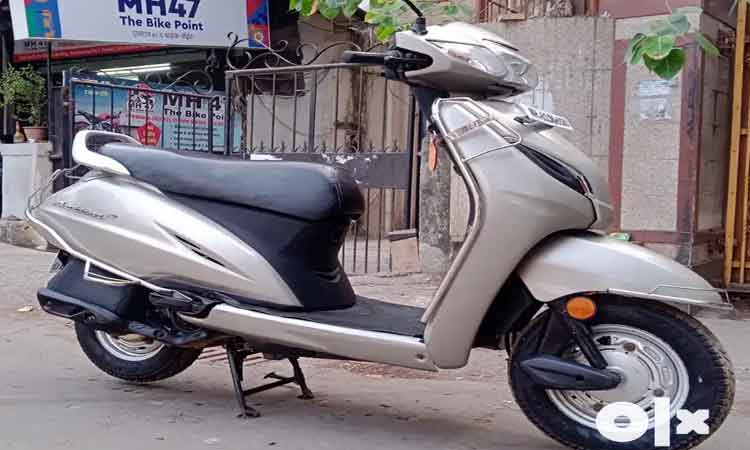 హోండా యాక్టివాలనే దొంగిలిస్తాడు!