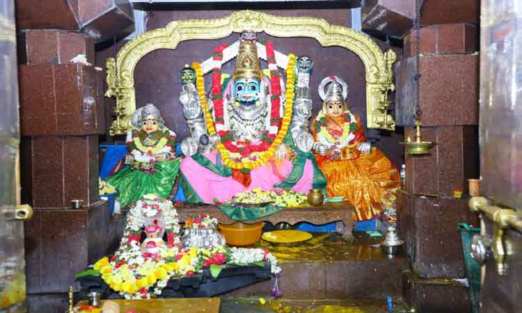 అపూర్వ ఘట్టానికి ఐనవోలు ముస్తాబు