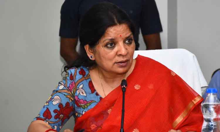 దవాఖానల్లో ప్రసవాల సంఖ్య పెంచాలి