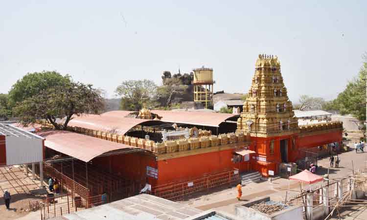 వేములవాడ, కొండగట్టు భవ్యక్షేత్రాలు